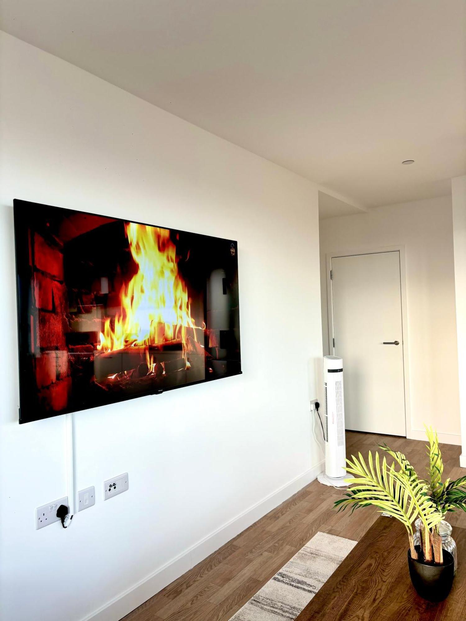 Apartment New Luxurious 2 Bedroom In East London! *